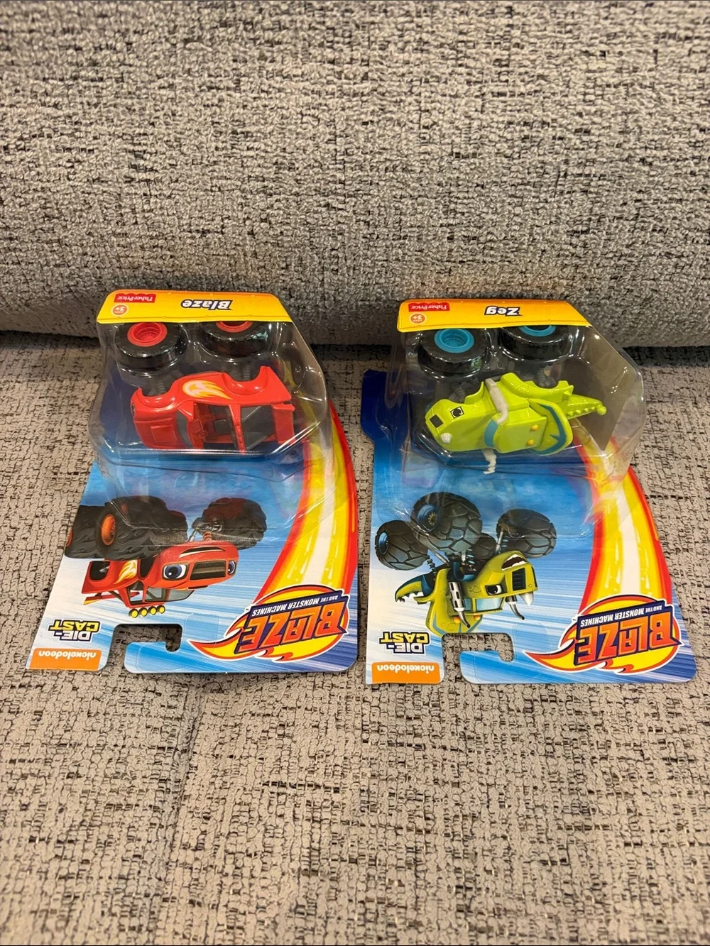 Blaze and the Monster Machines - set of 4 - New in original packaging- die cast